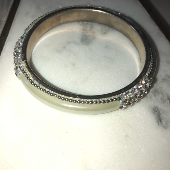 Vintage Jewelry - Vintage silver bangle Vintage Jewelry - Vintage silver bangle
